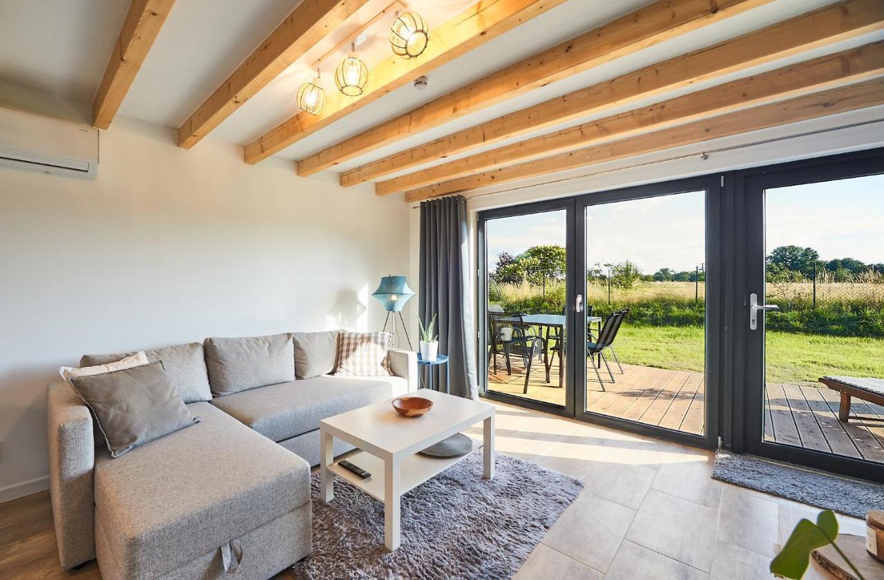Marine House-Nowoczesna Stodola Nad Morzem,Duzy Ogrod,Prywatny Hot Tub Villa Kołczewo Dış mekan fotoğraf